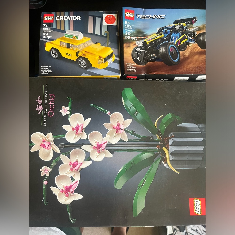 Botanical and 2 cars Lego lot of 3 sealed 10311, 40468, 42164,